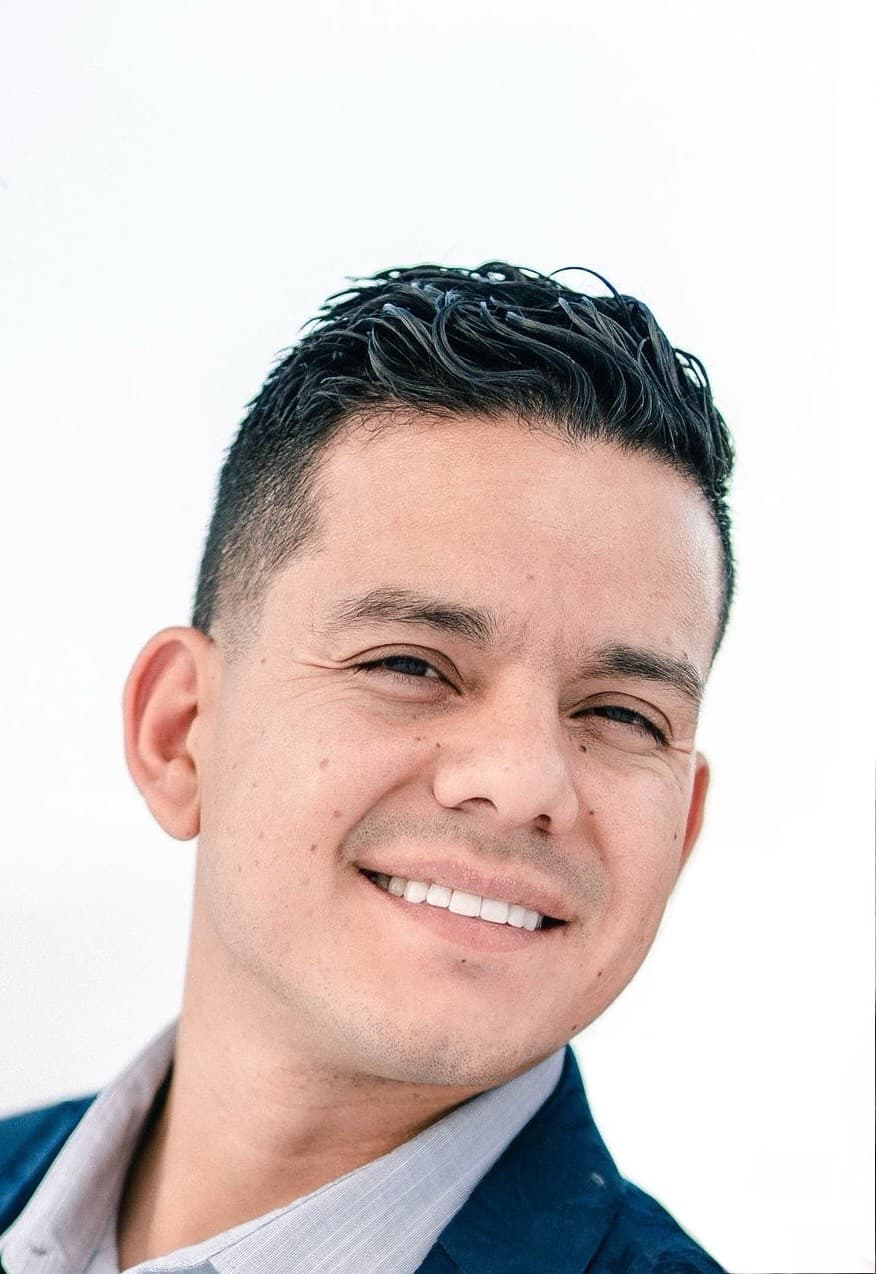 Ricky, owner of Wallpaper Deluxe, professional portrait